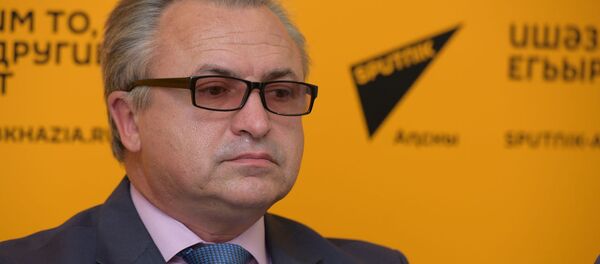 Владимир Некрасов Владимир Некрасов - Sputnik Абхазия