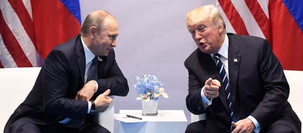 Президенты России и США Владимир Путин и Дональд Трамп - Sputnik Абхазия