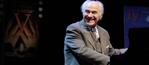 Евгений Дога Евгений Дога - Sputnik Абхазия