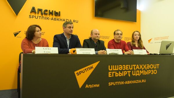 Эмоции и ожидания: музыканты рассказали в Sputnik о гастролях камерного оркестра Абхазии - Sputnik Абхазия