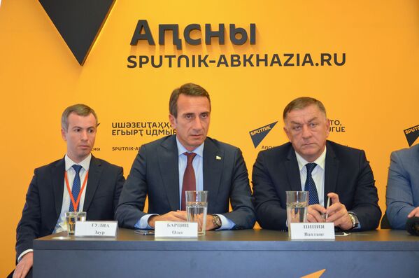 Пресс конференция посвященная VIII Абхазо-российскому деловому форуму - Sputnik Абхазия