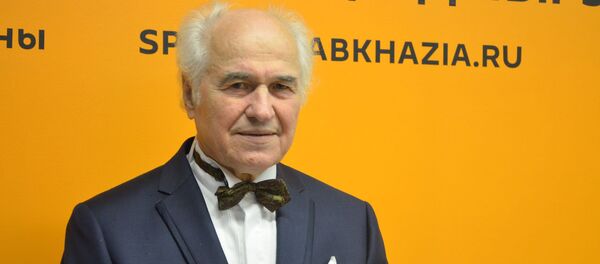 Евгений Дмитриевич Дога Евгений Дмитриевич Дога - Sputnik Абхазия