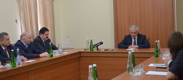 Президент принял участников празднования двадцатилетия Академии наук Абхазии - Sputnik Абхазия