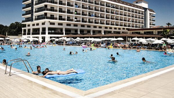Отель и бассейн в Турции - Sputnik Абхазия