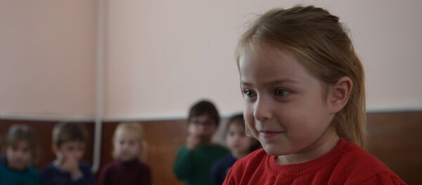 Добровольно и без слез: как в сухумских детcких садах проводят вакцинацию - Sputnik Абхазия