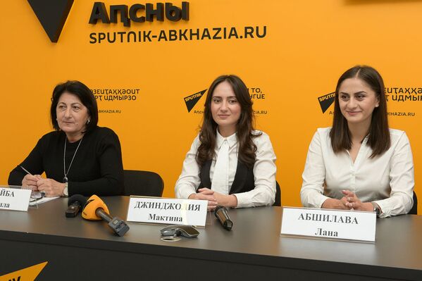 Пресс-конференция с фондом АШАНА об акции Урок Добра - Sputnik Абхазия