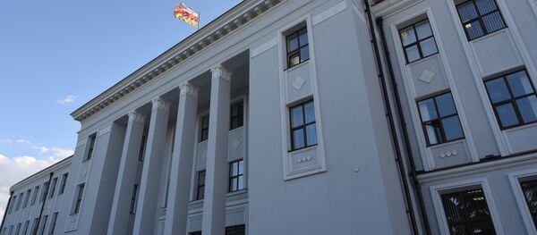 Здание парламента РЮО Здание парламента РЮО - Sputnik Абхазия