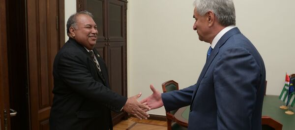 Встреча президента Абхазии Хаджимба с президентом Науру Бароном Вака - Sputnik Абхазия