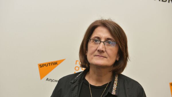 Манана Кокоскир - Sputnik Абхазия