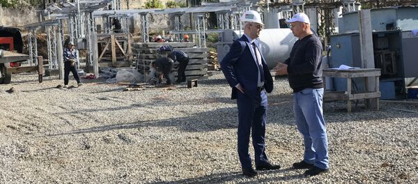 Аслан Басария оценил ход реконструкции подстанции Гагра-1 Аслан Басария оценил ход реконструкции подстанции Гагра-1 - Sputnik Абхазия