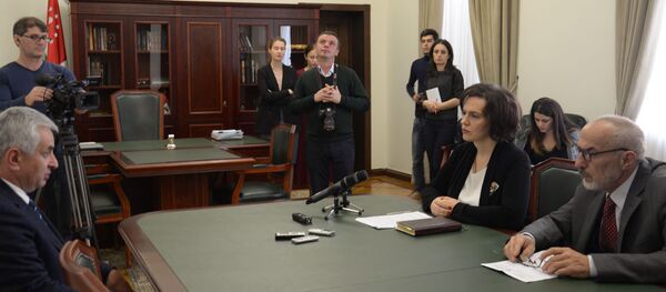 Итоги шестого Санкт-Петербургского международного культурного форума обсудили президент и представители министерства культуры Итоги шестого Санкт-Петербургского международного культурного форума обсудили президент и представители министерства культуры - Sputnik Аҧсны