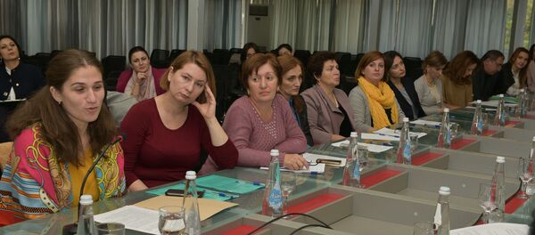 Встреча Адгура Харазия с Ассоциацией Инва-Содействия Встреча Адгура Харазия с Ассоциацией Инва-Содействия - Sputnik Абхазия