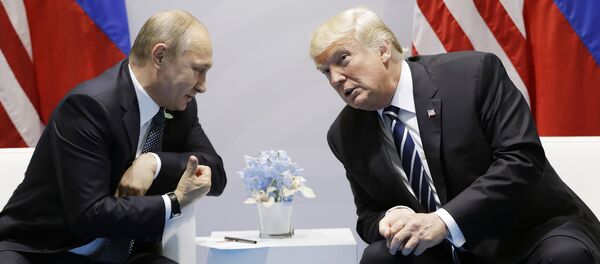Владимир Путин и Дональд Трамп, архивное фото Владимир Путин и Дональд Трамп, архивное фото - Sputnik Абхазия