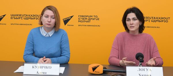 Пресс-конференция об акции - 16 дней борьбы против насилия в отношении женщин Пресс-конференция об акции - 16 дней борьбы против насилия в отношении женщин - Sputnik Абхазия
