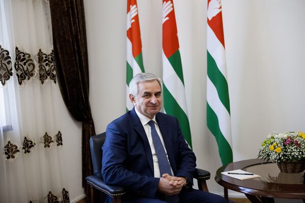 Приезд Рауля Хаджимба в Южную Осетию - Sputnik Абхазия