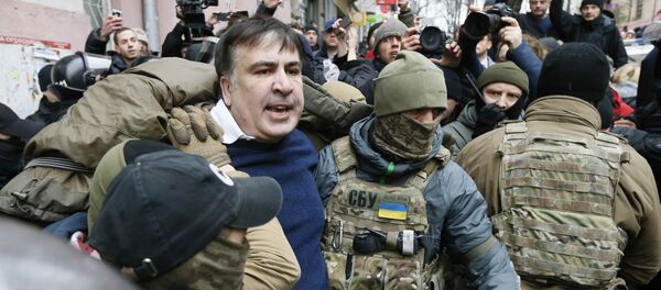 Задержание Михаила Саакашвили сотрудниками СБУ в Киеве 5 декабря 2017 Задержание Михаила Саакашвили сотрудниками СБУ в Киеве 5 декабря 2017 - Sputnik Абхазия