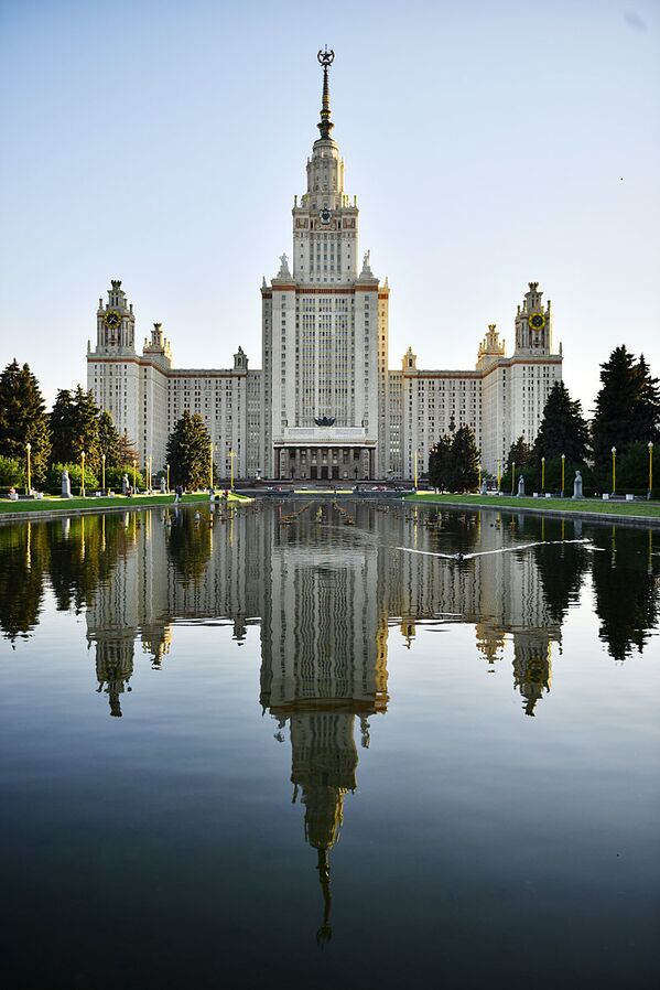 Здание Московского университета на Воробьевых горах - Sputnik Абхазия