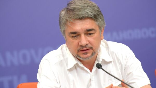 Политолог Ростислав Ищенко - Sputnik Абхазия