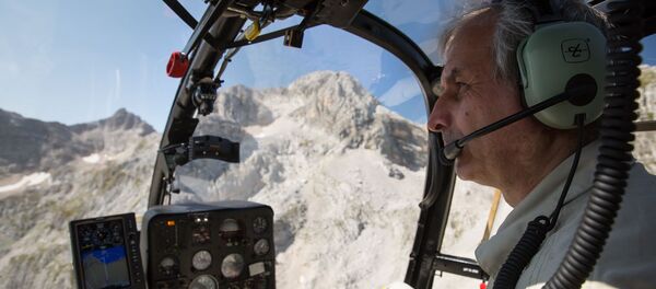 Пилот-спасатель Сергей Навроцкий - Sputnik Абхазия