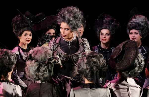 Новая версия спектакля Пиковая дама в театре Геликон-опера - Sputnik Абхазия
