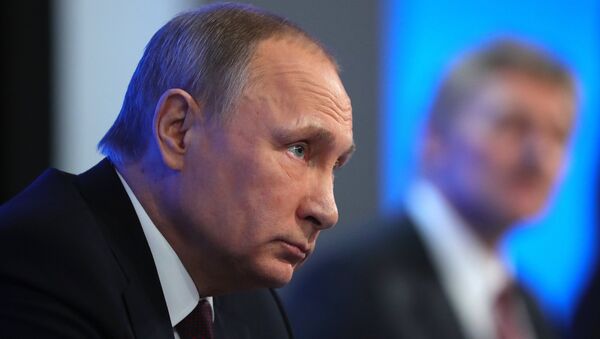 Двенадцатая ежегодная большая пресс-конференция президента РФ Владимира Путина - Sputnik Абхазия