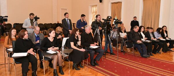 Итоговая пресс-конференция президента Абхазии Итоговая пресс-конференция президента Абхазии - Sputnik Абхазия