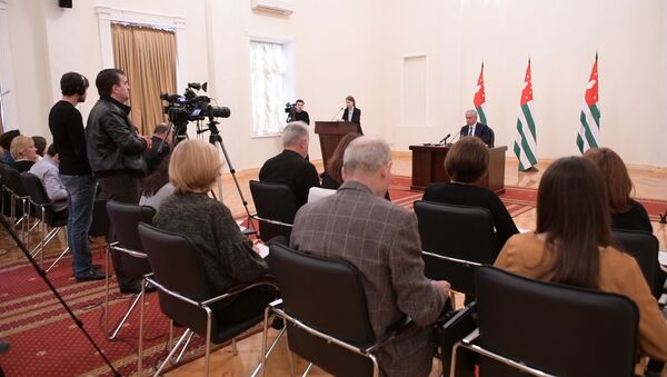 Второй срок и криптоволюта: президент Абхазии подвел главные итоги - Sputnik Абхазия