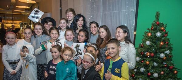 Прима-балерина Любовь Андреева встретилась с участниками проекта Ты супер! Танцы - Sputnik Абхазия