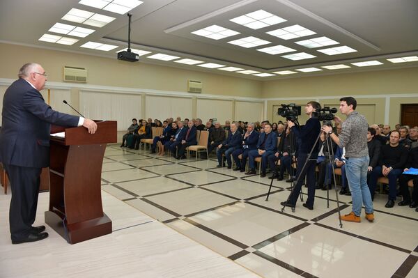 Пресс-конференция Министерства сельского хозяйства Пресс-конференция Министерства сельского хозяйства - Sputnik Абхазия