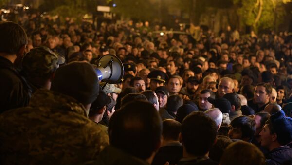 Митинг у здания Парламента - Sputnik Абхазия