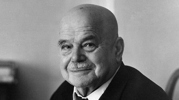 Эпоха остранения: формальная история Осипа Брика Эпоха остранения: формальная история Осипа Брика - Sputnik Абхазия