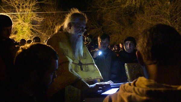 Литургия и водосвятный молебен: в Камане прошло Крещение - Sputnik Абхазия