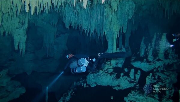 Самую большую на планете подводную пещеру нашли в Мексике - Sputnik Абхазия
