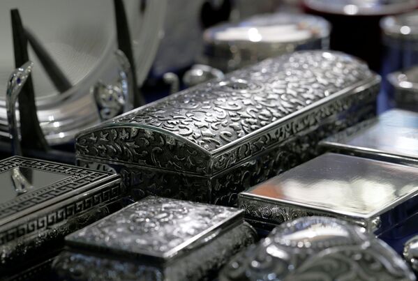 Шкатулки из серебра в магазине Silber Sturm в Вене, Австрия - Sputnik Абхазия