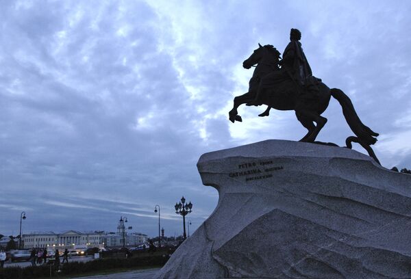 Памятник Петру I на Сенатской площади Санкт-Петербурга - Sputnik Абхазия