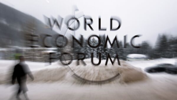 Эмблема Всемирного экономического форума в Давосе, Швейцария, 21 января 2018 года - Sputnik Абхазия