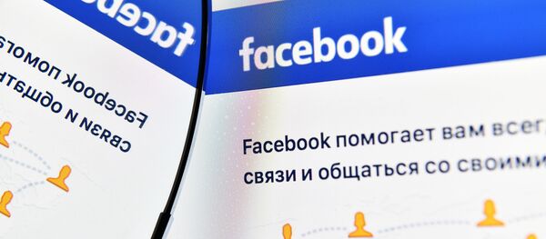 Страница социальной сети Фейсбук на экране компьютера - Sputnik Абхазия