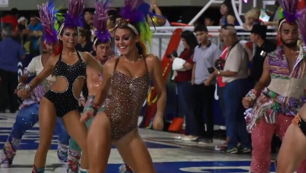 Традиционный карнавал начался в парагвайском городе Энкарнасьон - Sputnik Абхазия