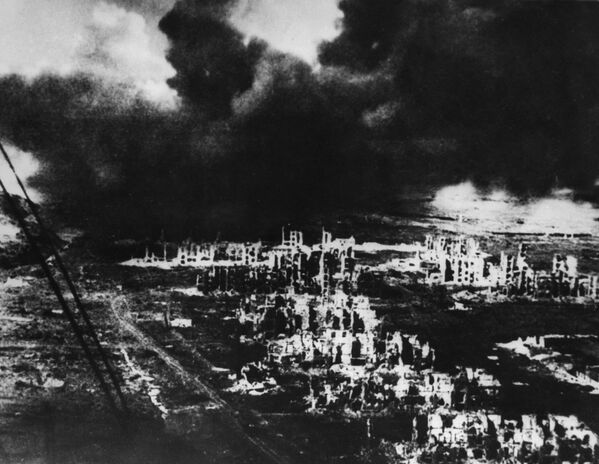 Сталинград после боя, 1942 год - Sputnik Абхазия