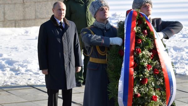 Рабочая поездка президента РФ В. Путина в Волгоград - Sputnik Абхазия