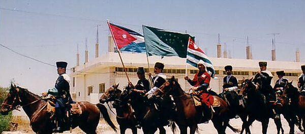 Переход черкесов из Кабардино-Балкарии в Иорданию Переход черкесов из Кабардино-Балкарии в Иорданию - Sputnik Абхазия