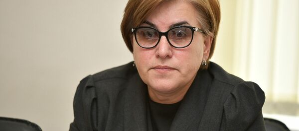 Натали Смыр на заседании Парламента - Sputnik Абхазия