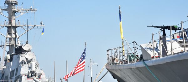 Украинско-американские военные учения Sea Breeze-2015 в Черном море Украинско-американские военные учения Sea Breeze-2015 в Черном море - Sputnik Абхазия