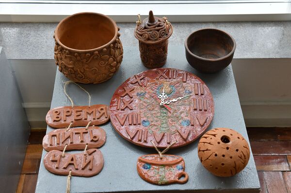 Выставка к 50-летию Сухумского художественного училища в ЦВЗ  - Sputnik Абхазия