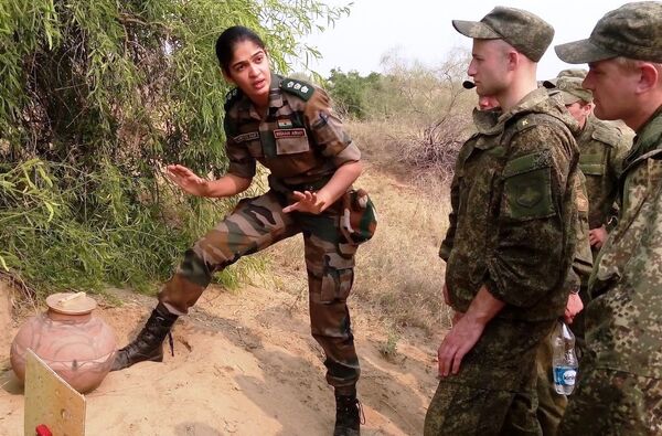 Женщина-офицер индийской армии - Sputnik Абхазия