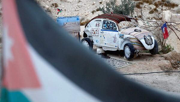 Volkswagen Beetle превратился в мини-отель - Sputnik Абхазия