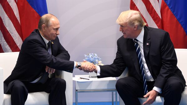 Президент России Владимир Путин президент США Дональд Трамп - Sputnik Абхазия