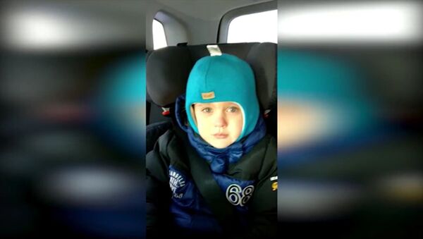 Мальчик в Новосибирске расплакался из-за того, что не увидел дядю Путина - Sputnik Абхазия