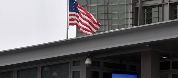США высылает российских дипломатов из страны США высылает российских дипломатов из страны - Sputnik Абхазия