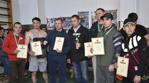 Чемпионат по пауэрлифтингу в Абхазии - Sputnik Абхазия